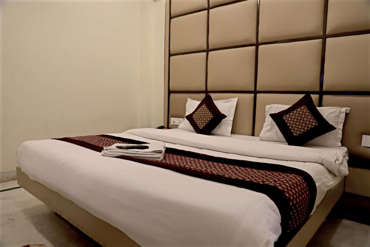 Hotel Klick International At "5 Min Walking " From New Delhi Railway Station Exterior foto