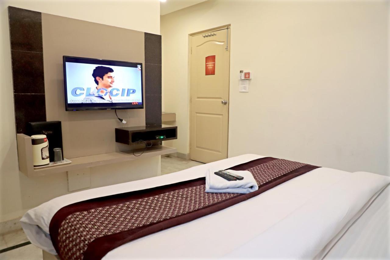 Hotel Klick International At "5 Min Walking " From New Delhi Railway Station Exterior foto