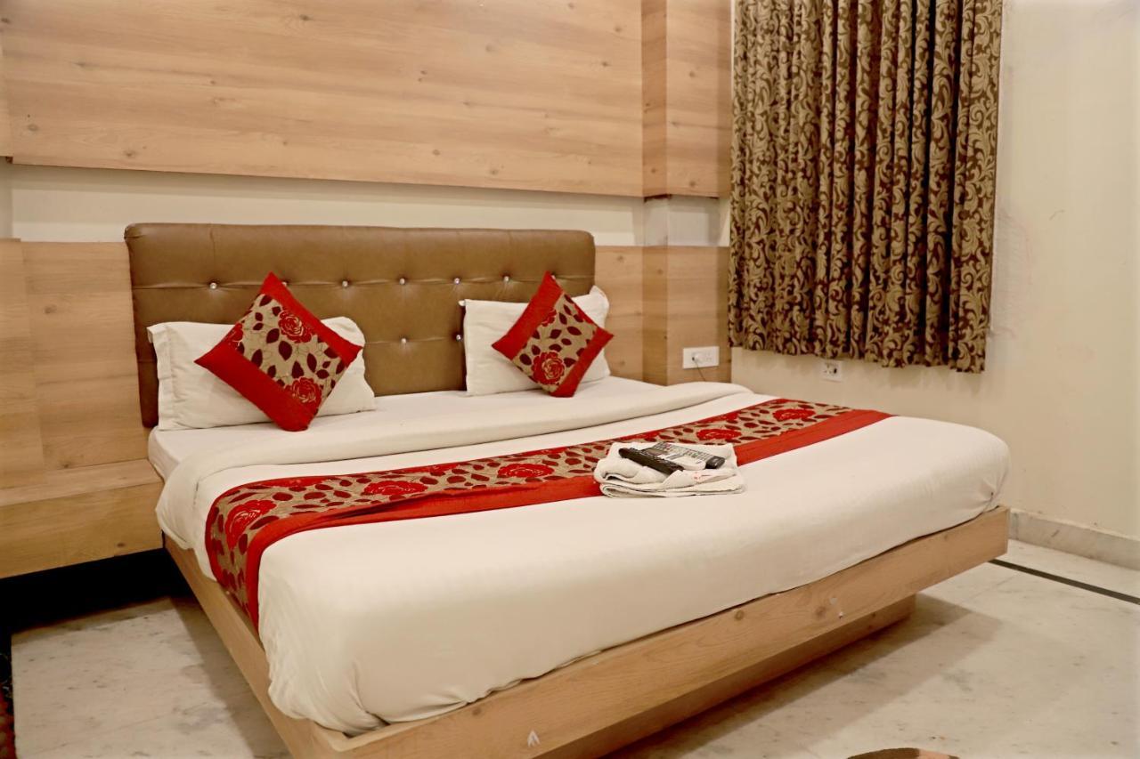 Hotel Klick International At "5 Min Walking " From New Delhi Railway Station Exterior foto