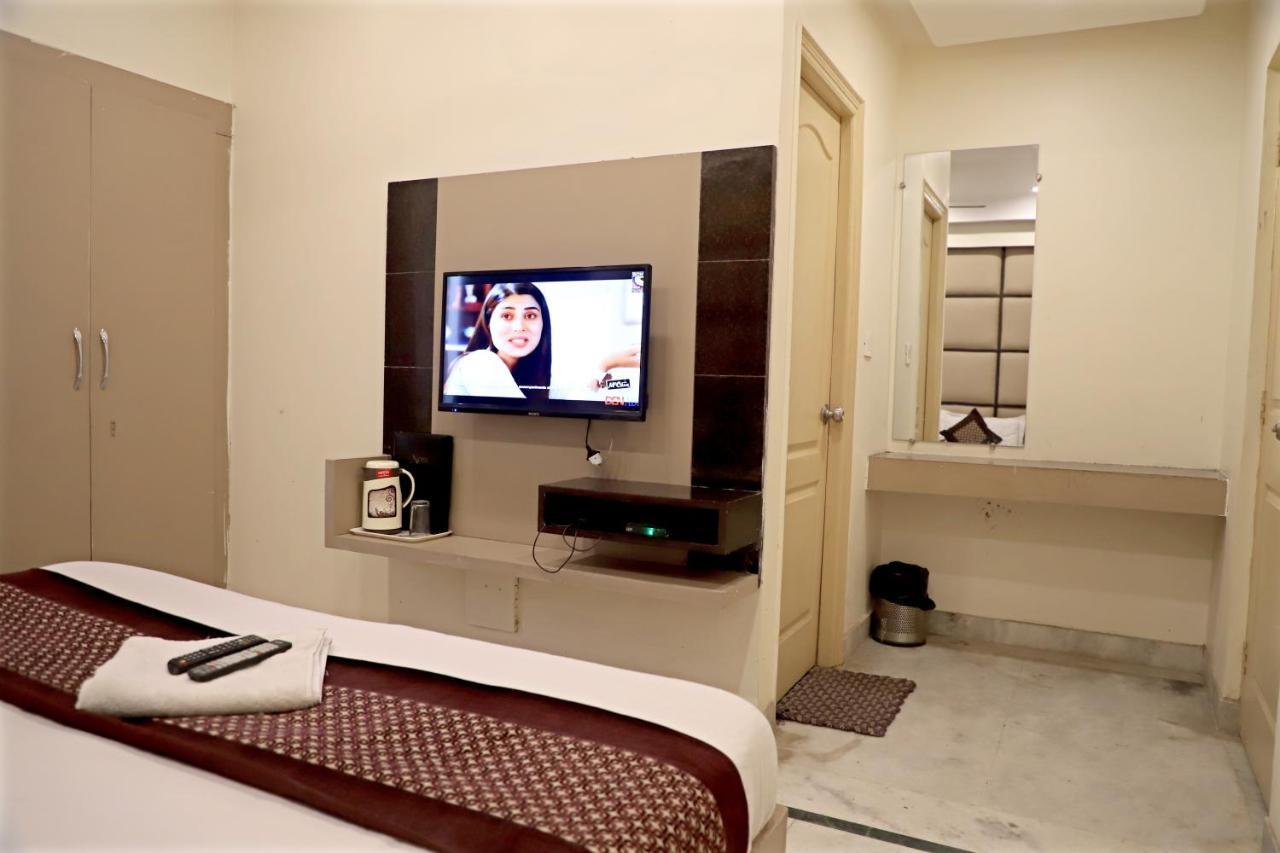 Hotel Klick International At "5 Min Walking " From New Delhi Railway Station Exterior foto