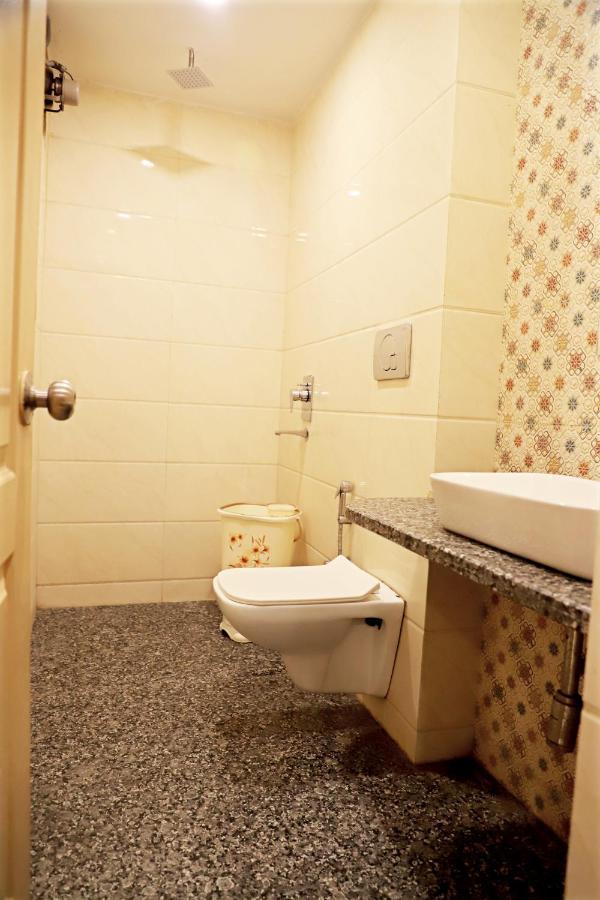 Hotel Klick International At "5 Min Walking " From New Delhi Railway Station Exterior foto